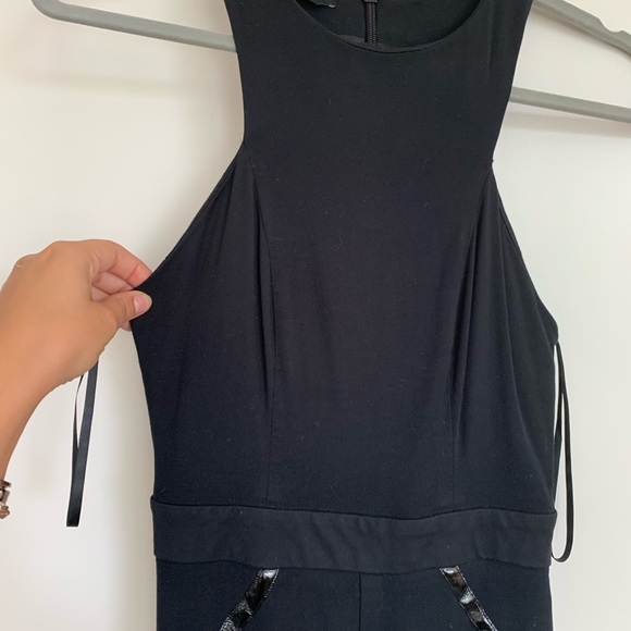Bebe black slimming jumpsuit - Picture 3 of 4